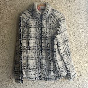 Cozy zip up jacket. Light weight but warm.